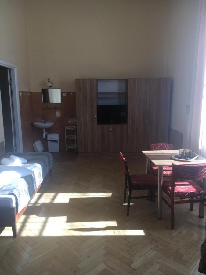 Stary Dom Zdrojowy Hotel Krynica Zdroj Eksteriør billede