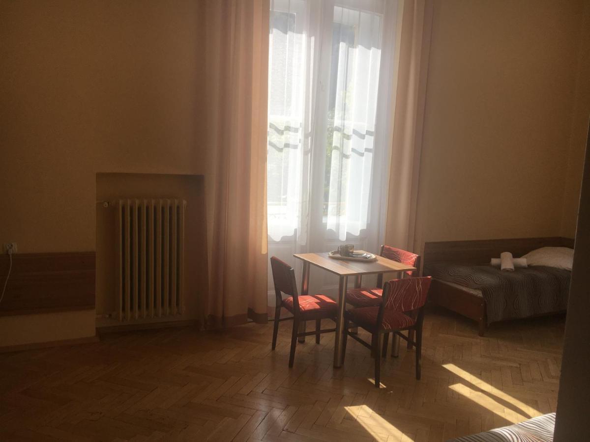Stary Dom Zdrojowy Hotel Krynica Zdroj Eksteriør billede