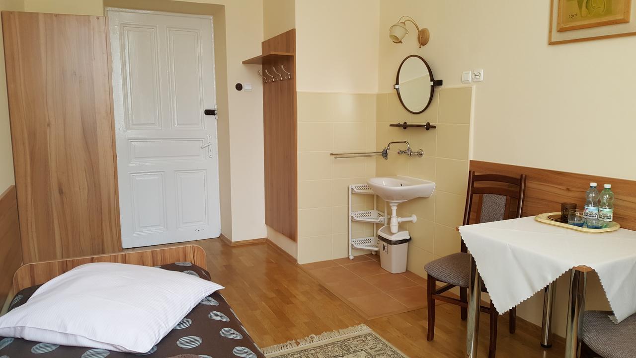 Stary Dom Zdrojowy Hotel Krynica Zdroj Eksteriør billede