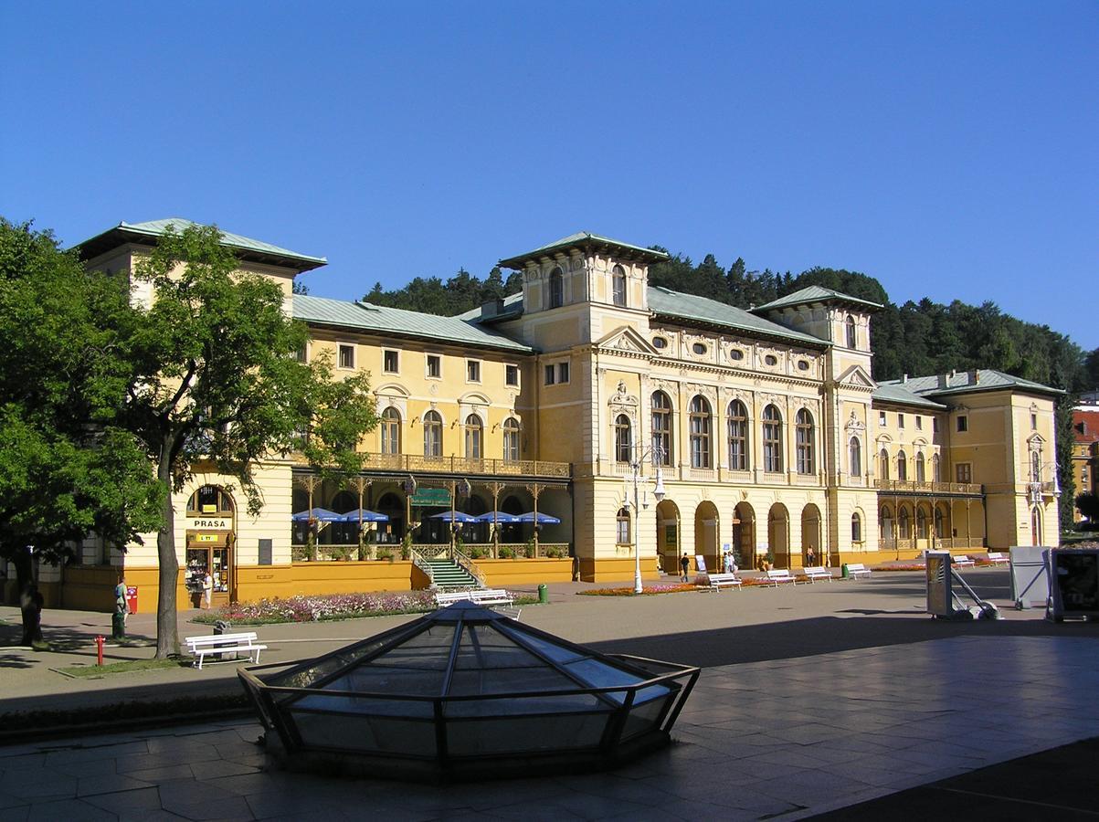 Stary Dom Zdrojowy Hotel Krynica Zdroj Eksteriør billede