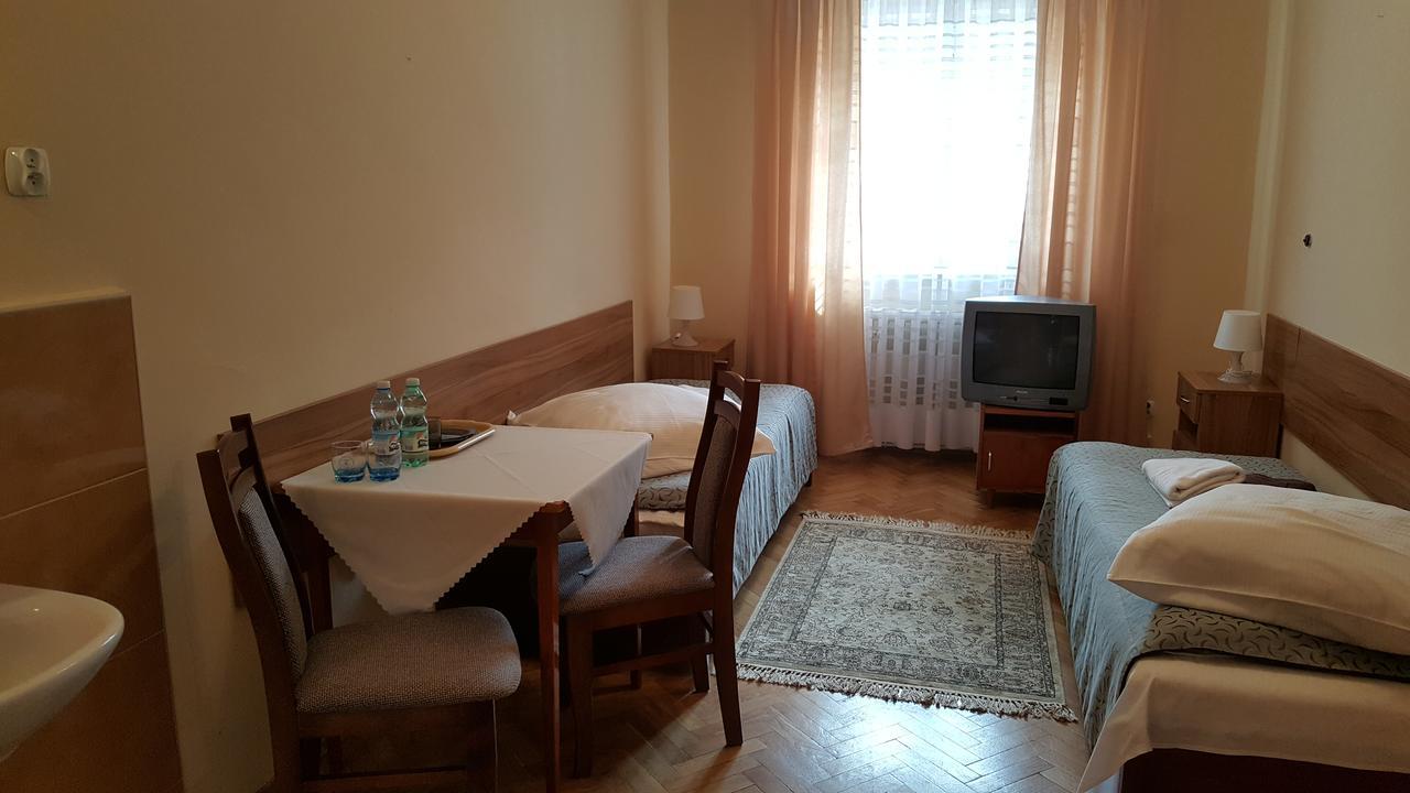 Stary Dom Zdrojowy Hotel Krynica Zdroj Eksteriør billede