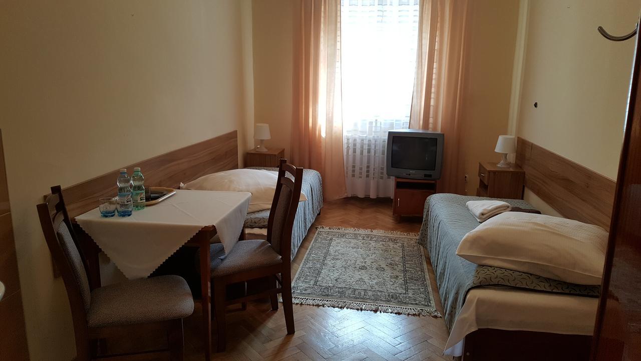 Stary Dom Zdrojowy Hotel Krynica Zdroj Eksteriør billede